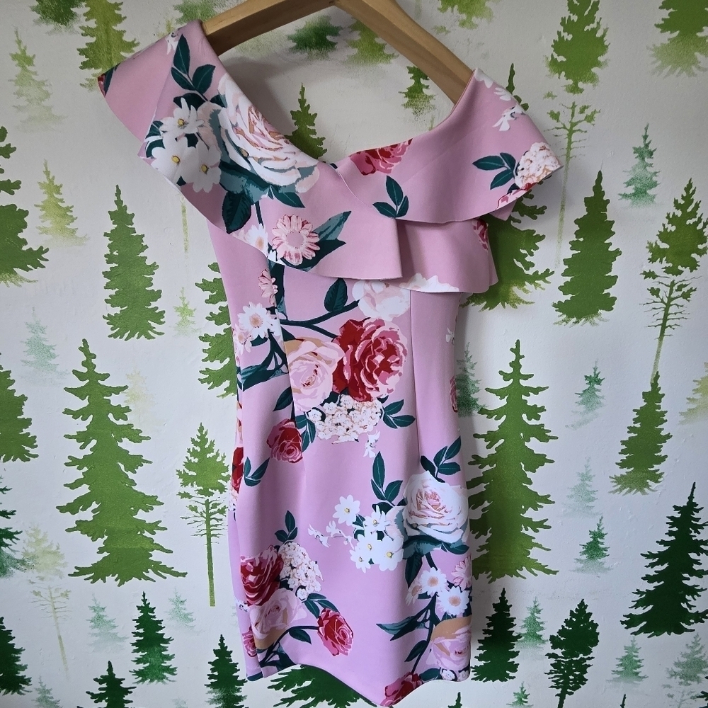 Floral Off-Shoulder Guess Pink Dress - Picture 2 of 9